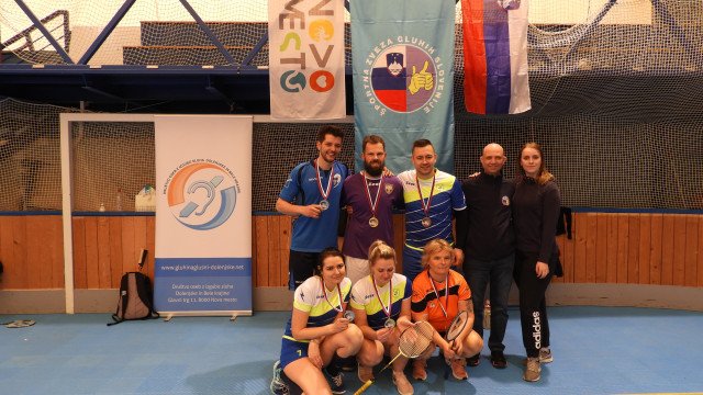 Debevec in Škofova državna prvaka v badmintonu