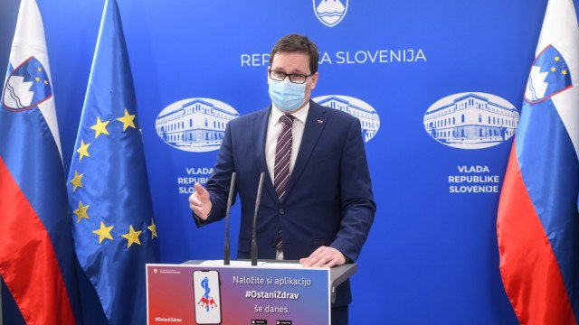 Aplikacija #Ostanizdrav in hitro testiranje v veliko pomoč pri obvladovanju epidemije