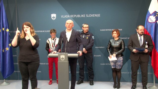 Slovenija ne zapira meje z Italijo, uvaja se zdravstveni nadzor potnikov