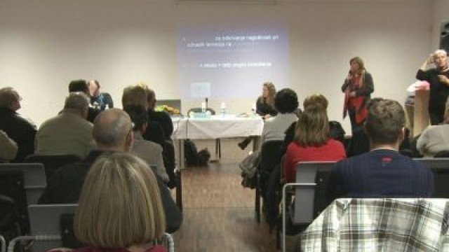 Okrogla miza o gluhoti in naglušnosti