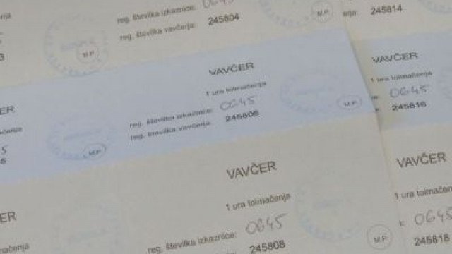 Večina gluhih ima premalo vavčerjev