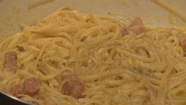 Kulinarični kotiček - Špageti s panceto in česnom