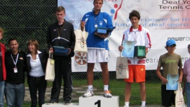 Marino Kegl je najboljši mladinski gluhi teniški igralec v Evropi!