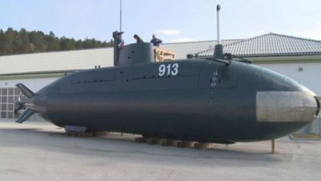 Podmornica P-913 zeta