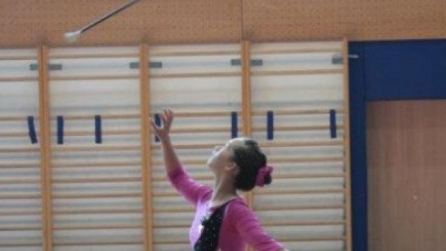 Twirling nastop Anje Drev