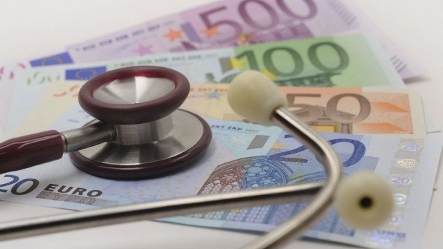 Zdravstvena reforma - Cenejše zdravstveno zavarovanje in krajše čakalne dobe