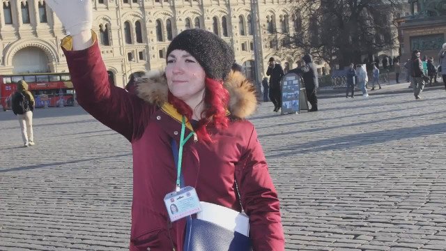 Gluha turistična vodička Tatiana Trofimova