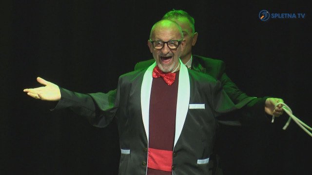 Deaf Theaters Shows2: Veliko pozitivne energije in smeha