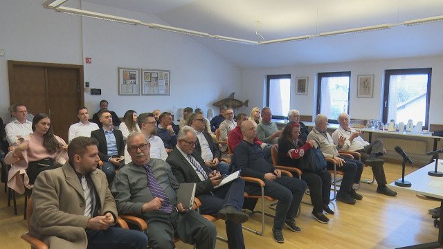Pobuda ZDGNS: Pravičnejše financiranje slušnih aparatov