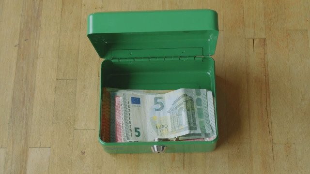 Z novim letom višje denarno nadomestilo za brezposelne