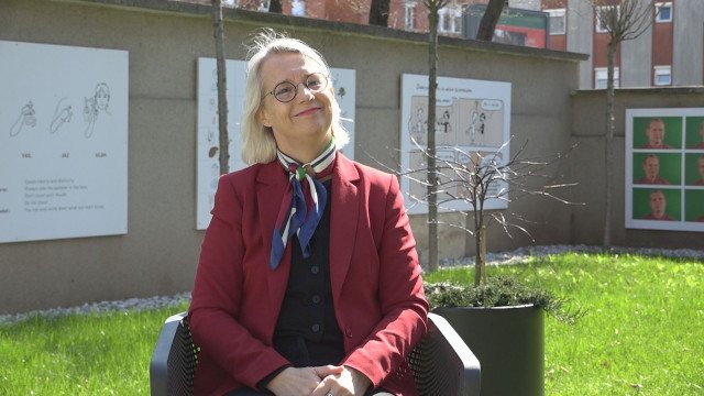 Helga Stevens: glas gluhih v Evropi