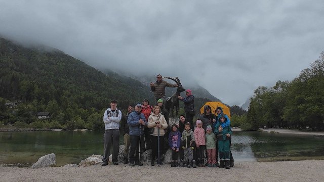 Pod gorskimi vrhovi premagovali ovire in dež: Aktivna Kranjska Gora